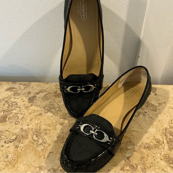 Coach Women's Black Loafers Size 9B - Picture 6 of 6